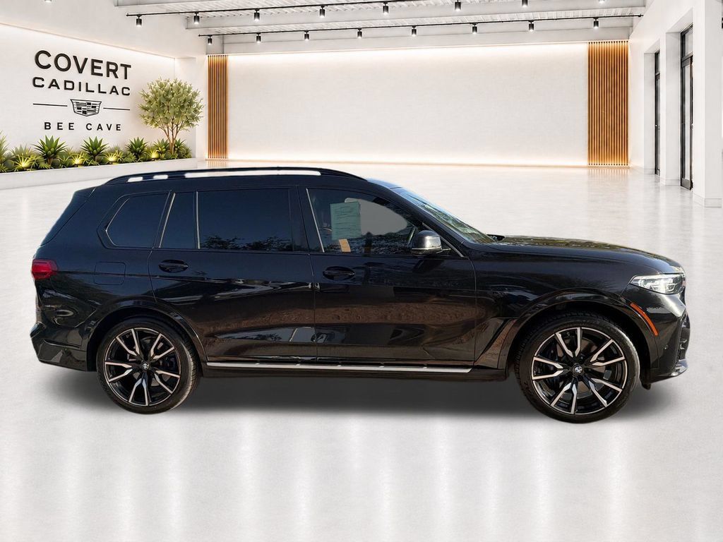 Used 2020 BMW X7 xDrive40i w/ M Sport Package AWD/4WD image 11