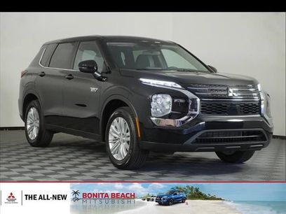 Used 2024 Mitsubishi Outlander ES