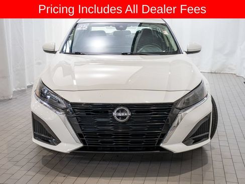 Certified 2025 Nissan Altima 2.5 SV w/ SV Special Edition Package FWD image 2