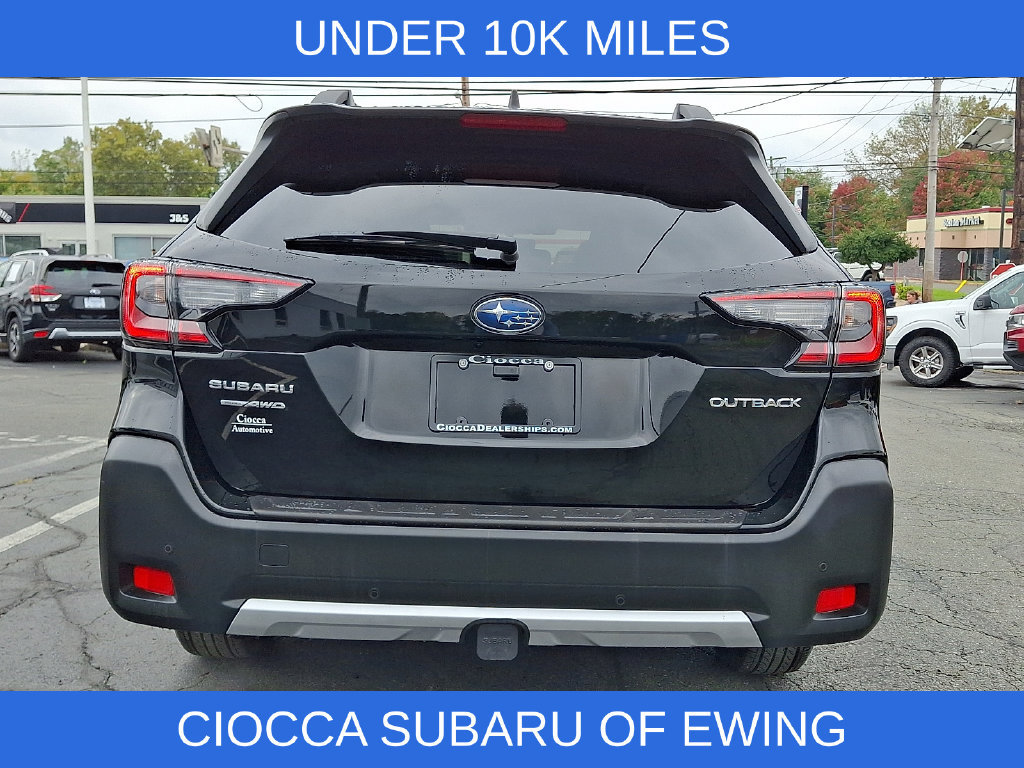 Used 2025 Subaru Outback Limited AWD/4WD image 8