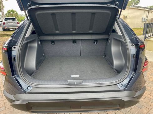 Used 2025 Hyundai Kona SEL AWD/4WD image 5