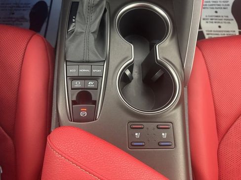 Used 2021 Toyota Camry XSE image 17