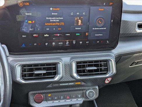 Used 2025 Ford Mustang Premium image 17