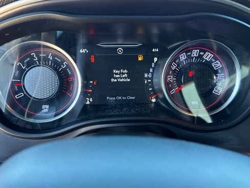 Used 2022 Dodge Challenger R/T image 9