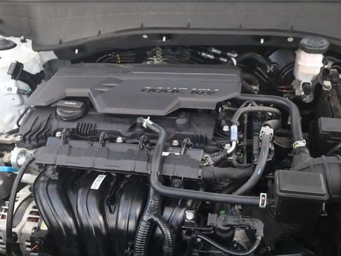 Certified 2026 Hyundai Kona SE AWD/4WD image 9