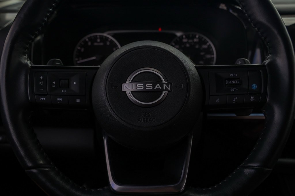 Used 2024 Nissan Pathfinder SL w/ SL Premium Package FWD image 27