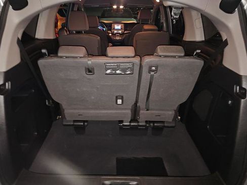 Used 2018 Honda Odyssey LX image 10