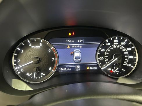 Used 2023 INFINITI QX55 Luxe w/ Cargo Package image 10