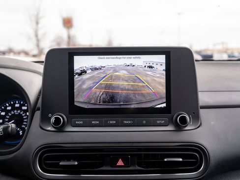 Used 2022 Hyundai Kona SE image 30