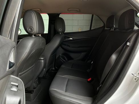 Used 2025 Buick Encore GX Preferred FWD image 11