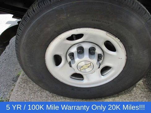 Used 2024 Chevrolet Express 2500 w/ Driver Convenience Package RWD image 26