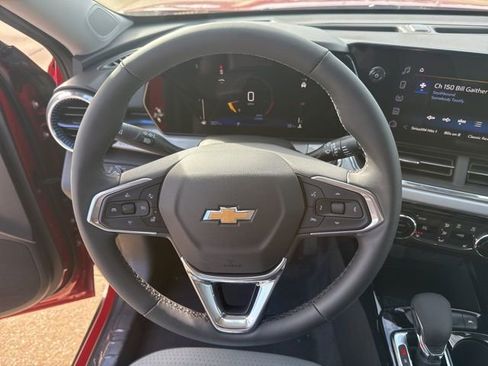 New 2026 Chevrolet Trax LT w/ Driver Confidence Package FWD image 13