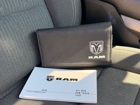 Used 2019 RAM 1500 Big Horn AWD/4WD image 25