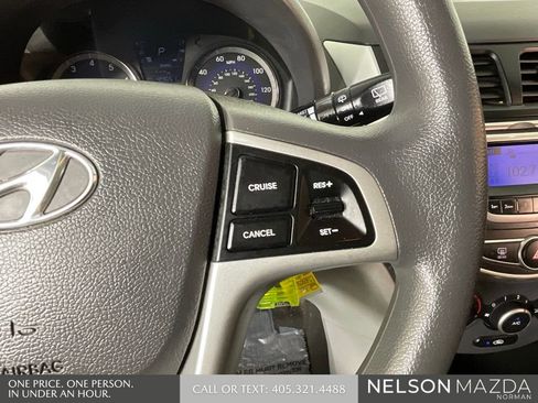 Used 2014 Hyundai Accent GS FWD image 39