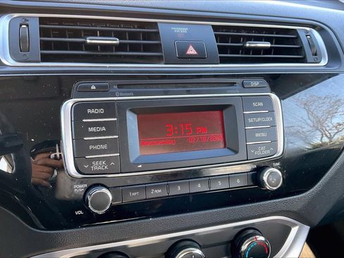Used 2017 Kia Rio LX w/ Power Package image 21