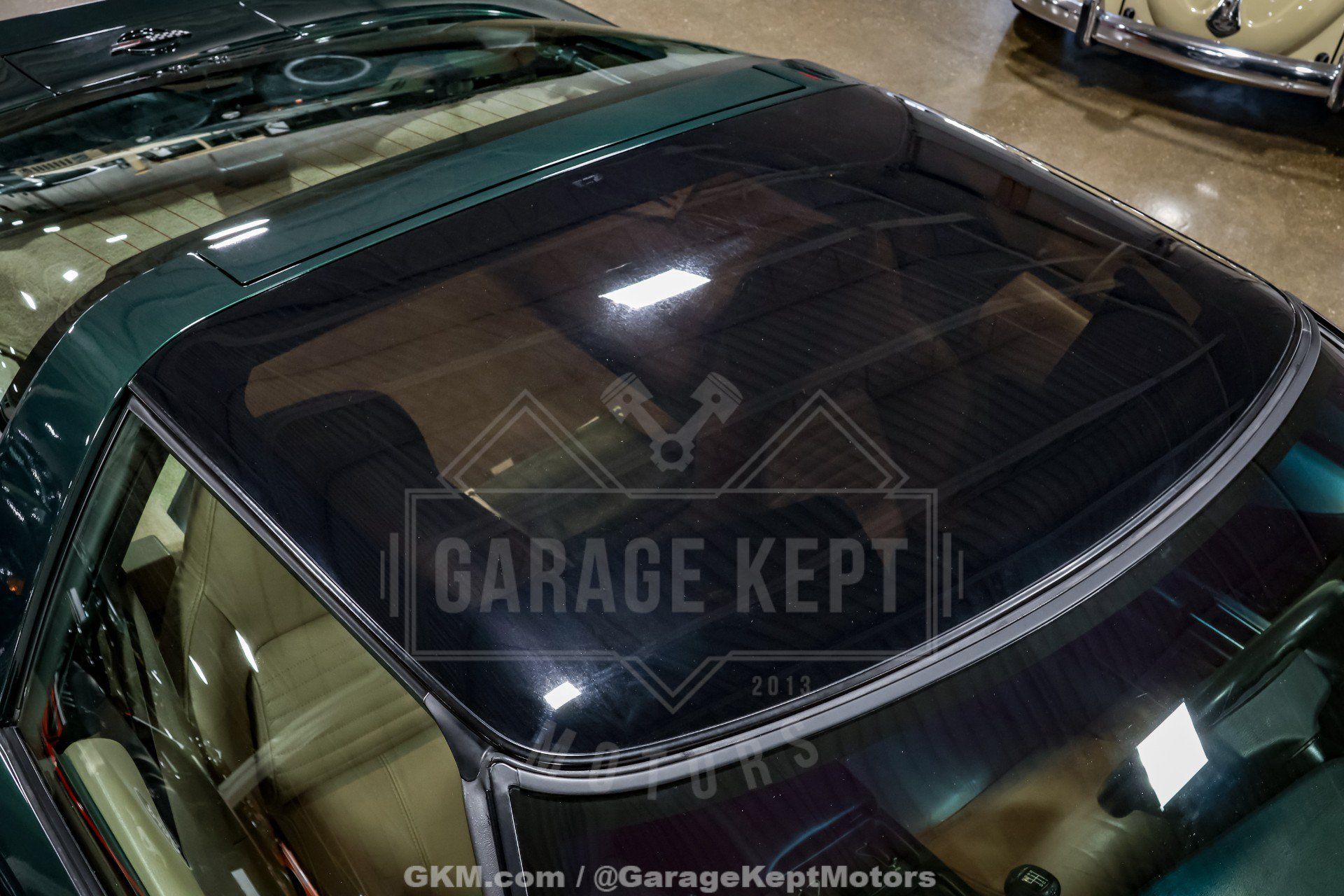Used 1994 Chevrolet Corvette Coupe RWD image 17