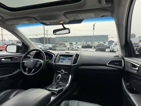 Used 2017 Ford Edge Titanium w/ Equipment Group 301A image 17