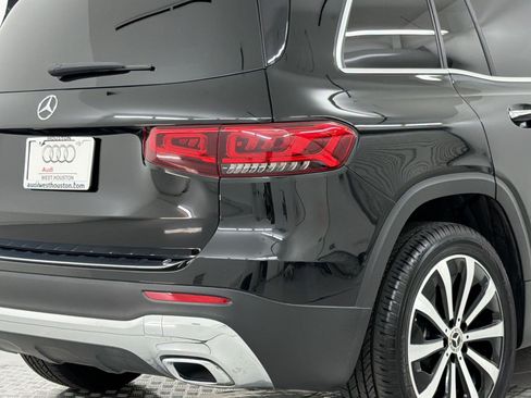 Used 2023 Mercedes-Benz GLB 250 image 25
