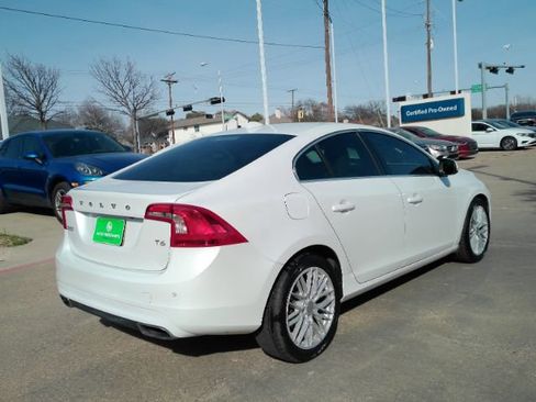 Used 2015 Volvo S60 T6 image 8