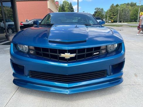 Used 2010 Chevrolet Camaro SS w/ RS Package RWD image 5