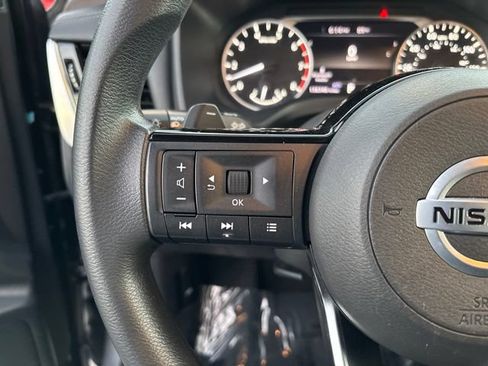 Used 2021 Nissan Rogue SV AWD/4WD image 27