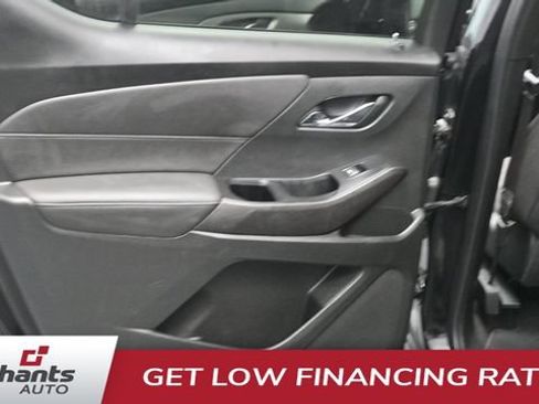 Used 2023 Chevrolet Traverse LT AWD/4WD image 12
