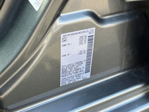 Used 2025 Nissan Altima 2.5 SV image 27