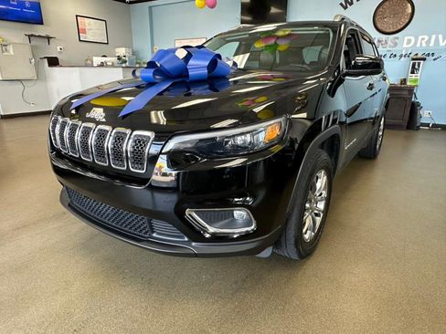 Used 2021 Jeep Cherokee Latitude Lux w/ Sun & Sound Group image 5