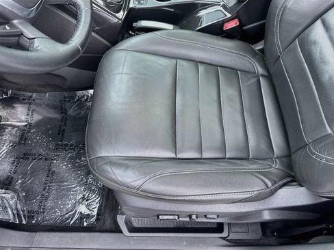 Used 2016 Ford Escape Titanium w/ Equipment Group 301A AWD/4WD image 19