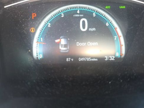 Used 2018 Honda Civic Touring image 5