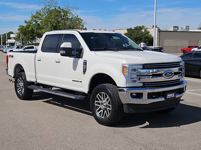 Used 2019 Ford F250 Lariat w/ Lariat Ultimate Package AWD/4WD image 3
