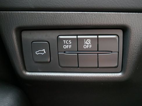 Used 2018 MAZDA CX-5 Touring w/ Preferred Equipment Package AWD/4WD image 16