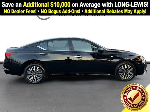 Used 2025 Nissan Altima 2.5 SV image 8