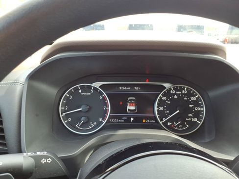 Used 2023 Nissan Rogue SV AWD/4WD image 18
