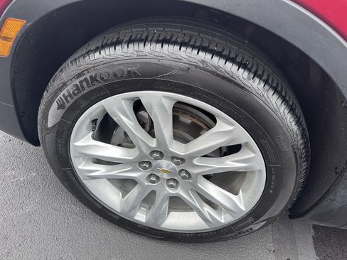 Used 2019 Chevrolet Blazer LT w/ Sun and Wheels Package image 8