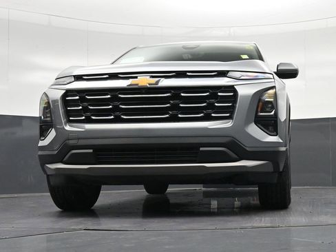 Used 2025 Chevrolet Equinox LT w/ Safety and Technology Package FWD image 33