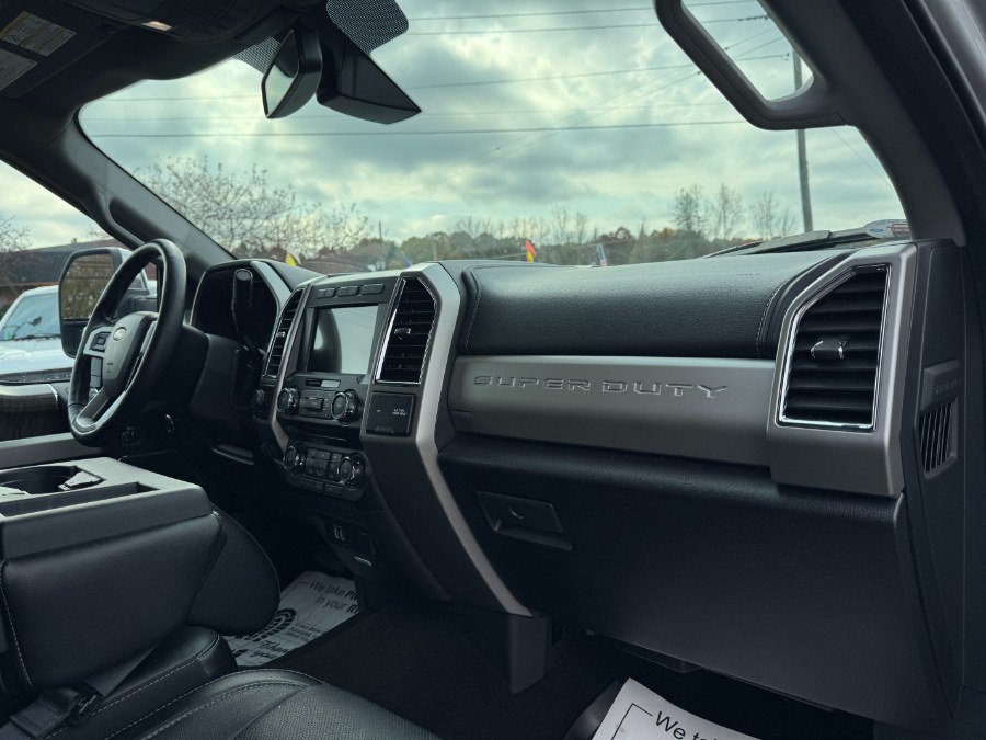 Used 2018 Ford F350 Lariat w/ Lariat Ultimate Package AWD/4WD image 19