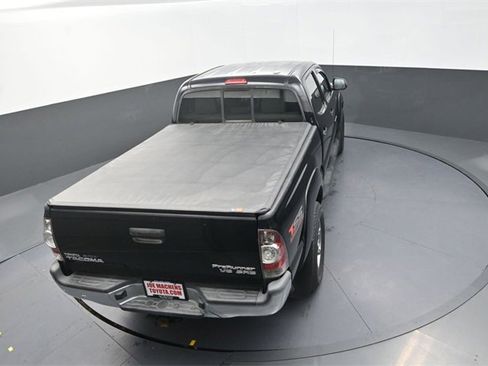 Used 2013 Toyota Tacoma PreRunner w/ SR5 Pkg image 24