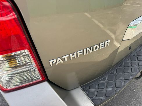 Used 2007 Nissan Pathfinder S image 12