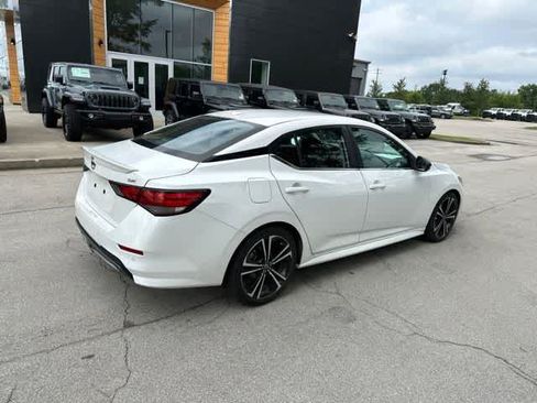 Used 2021 Nissan Sentra SR FWD image 24