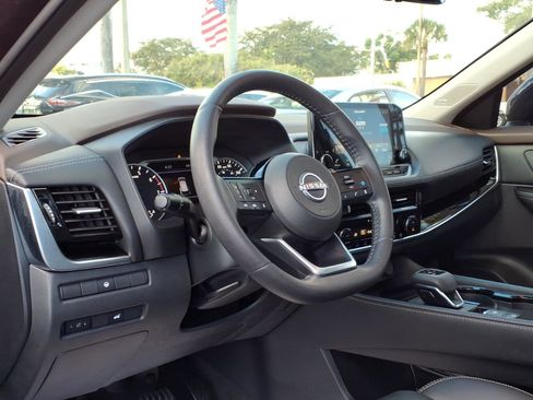 Certified 2023 Nissan Rogue SL w/ SL Premium Package image 14