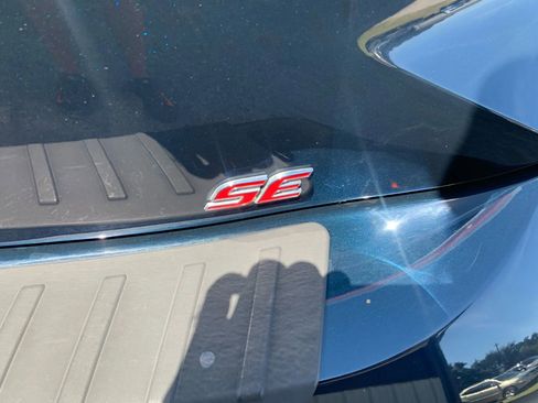 Used 2019 Toyota Corolla SE image 10