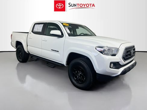 Used 2022 Toyota Tacoma SR5 RWD image 1