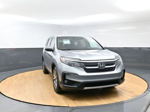 Used 2021 Honda Pilot EX image 3