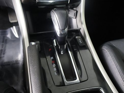 Used 2017 Honda Accord EX-L image 38