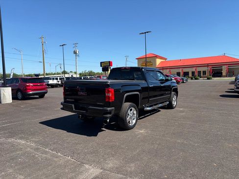 Used 2015 GMC Sierra 2500 Denali w/ Duramax Plus Package AWD/4WD image 3