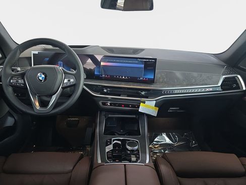 New 2026 BMW X5 sDrive40i image 8