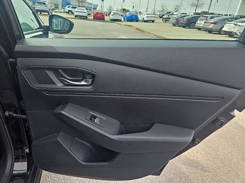 Used 2023 Honda Accord EX image 31