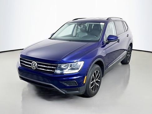 Used 2021 Volkswagen Tiguan SE FWD image 4