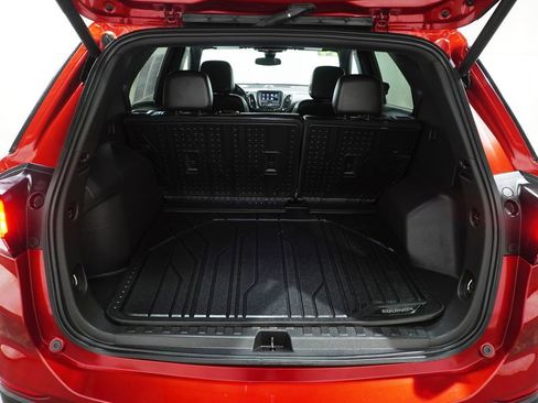 Used 2024 Chevrolet Equinox RS AWD/4WD image 6